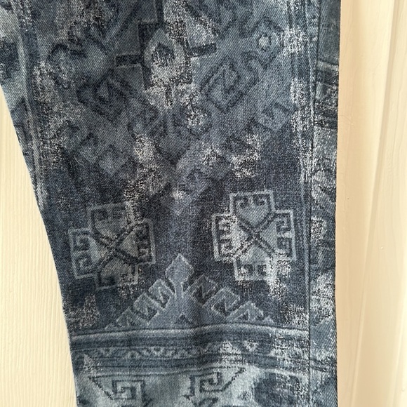 Lauren Ralph Lauren Modern Straight Aztec Southwestern Blue Jeans Size 6 - Picture 3 of 6